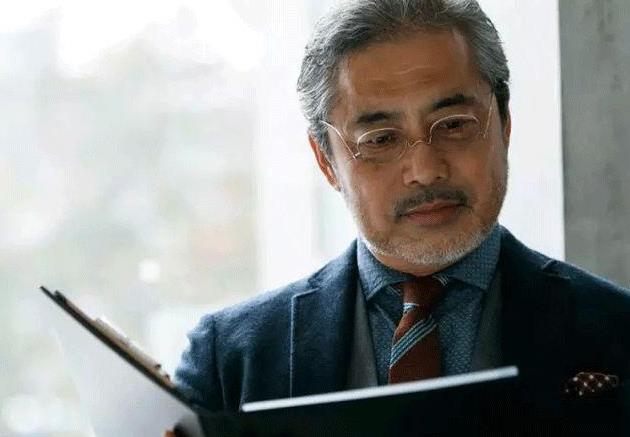 500度近視又老花，戴上美麗島多焦鏡煩惱全解決，46歲的周先生樂(lè )壞了