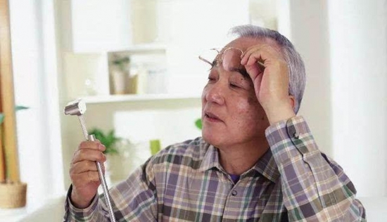美麗島多焦鏡：近視老花困擾我5年了，有沒(méi)有一種眼鏡可解決